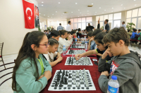 AYDIN BÜYÜKŞEHİR BELEDİYESİ’NİN SATRANÇ TURNUVASINA YOĞUN İLGİ